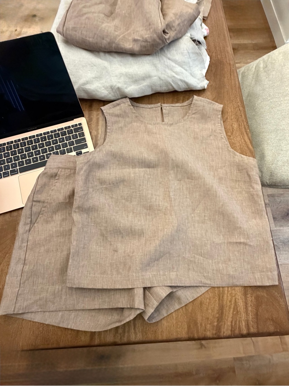 Women's Sleeveless 100% Linen Top and Shorts in Taupe